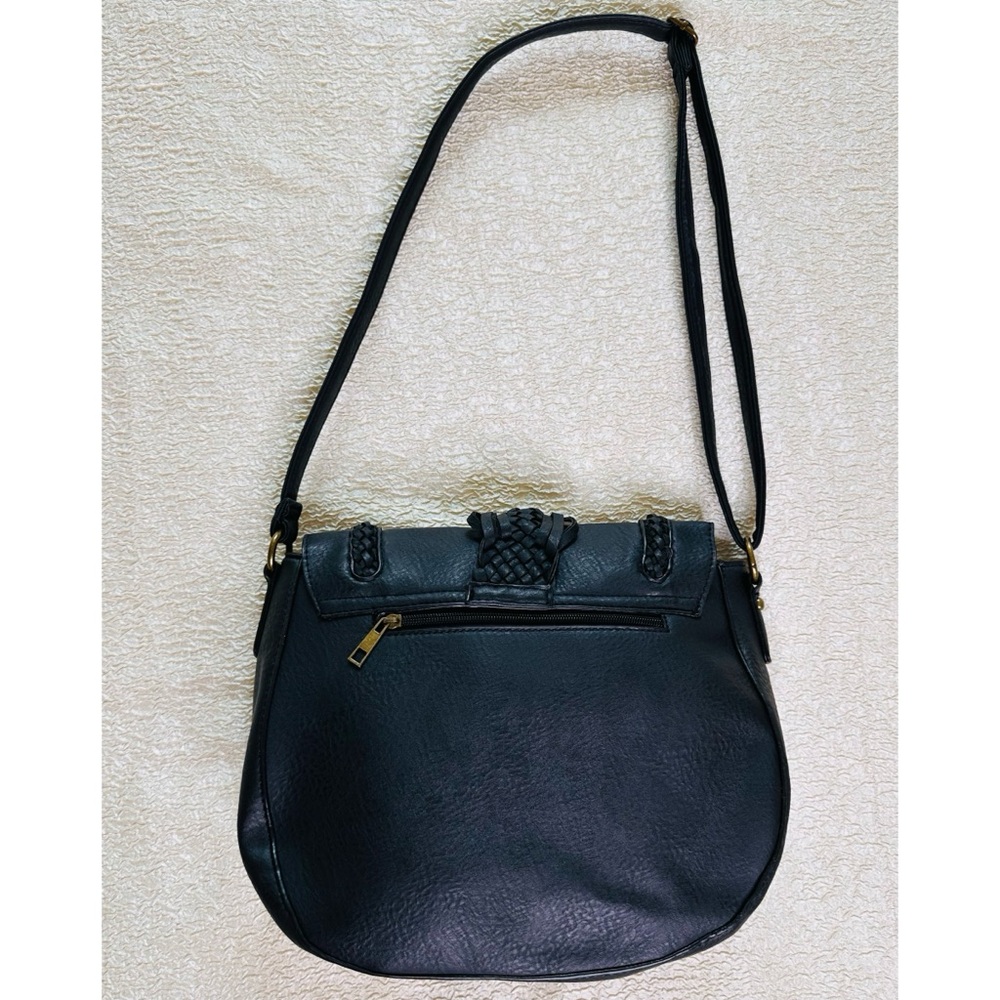 Oversized Boho Stud and Tassel Saddle Shoulder Bag Black Vegan Leather NEW - Picture 5 of 8